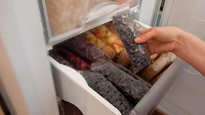 Оставлять холодильник зимой на даче