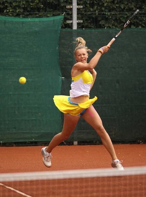 Галфи д теннис. Галфи теннис. Далма галфи. Далма канева. Далма галфи теннис.