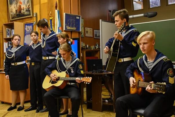 Под юнгой. Морской клуб Юнга. Морской клуб Юнга Санкт-Петербург. Клуб Юнга осенний шквал. Клуб Юнги.