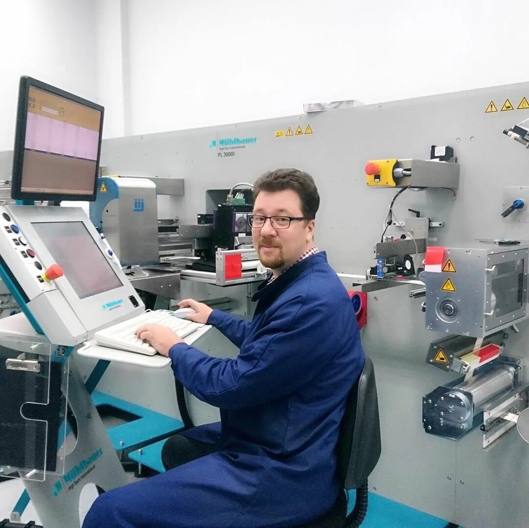 Микрон зеленоград. Завод микрон зеленоград. пао микрон зеленоград. зеленоградский завод микроэлектроники. зеленоград центр микроэлектроники.