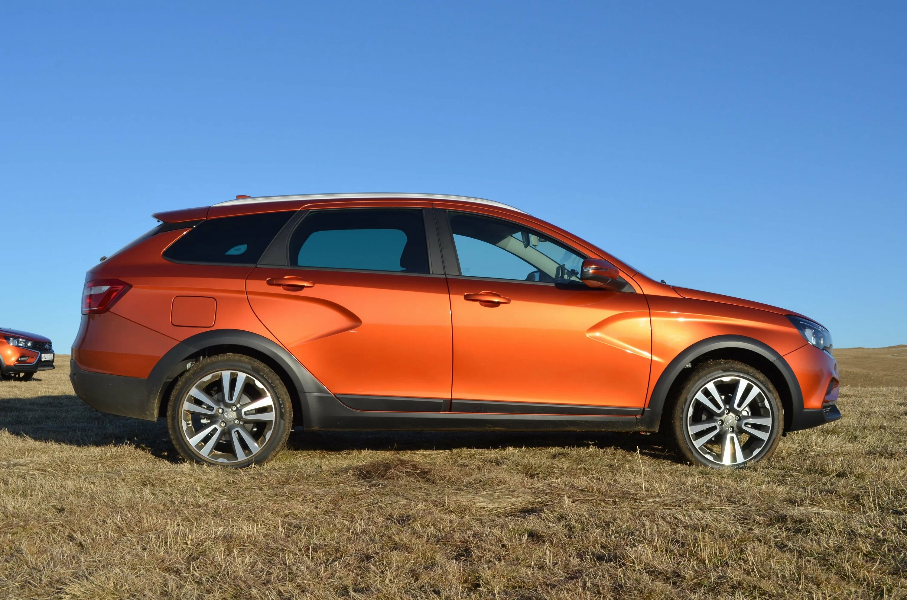 Фото лады кросс. Lada SW Cross. Лада Веста св кросс. Лада Веста SV кросс. Лада Веста св кросс 2021.