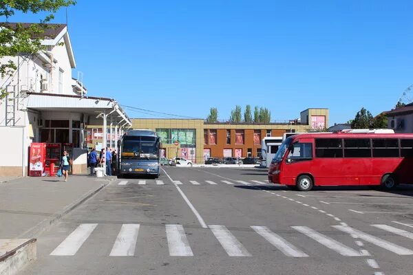 Анапа кропоткин автобус. Автовокзал Витязево. Автостанция Анапа. Автовокзал Анапа. Автовокзал автобуса в Анапе.