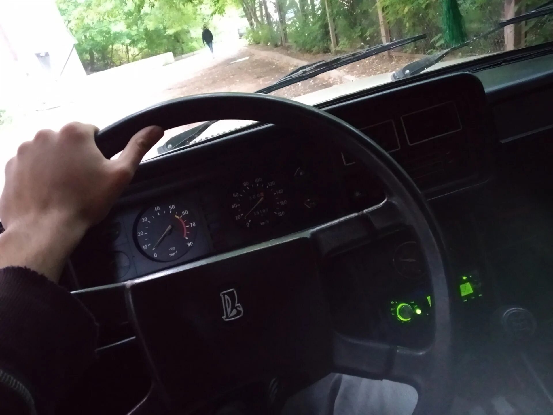 Ваз 2114 от первого лица. Руль ваз 2107 ранний. Ваз 2114 от первого лица зима. За рулем ваз 2114. Ваз 2101 тест драйв.