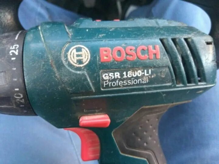 Шуруповерт бош 1800 li. Bosh GSR 1800-li professional. Шуруповёрт дрель bosh GSR 1800-li professional. Шуруповёрт Bosch GSR 1800-li professional запчасти. Gsr 1800