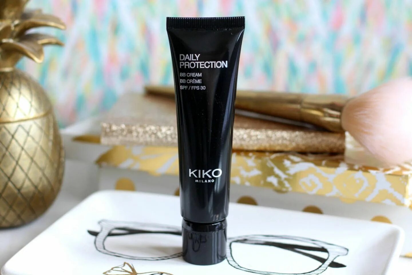 Bb kiko. Kiko milano daily protection bb cream spf 30. тональный kiko daily. kiko milano daily protection bb cream. kiko milano крем daily protection bb ml 06.