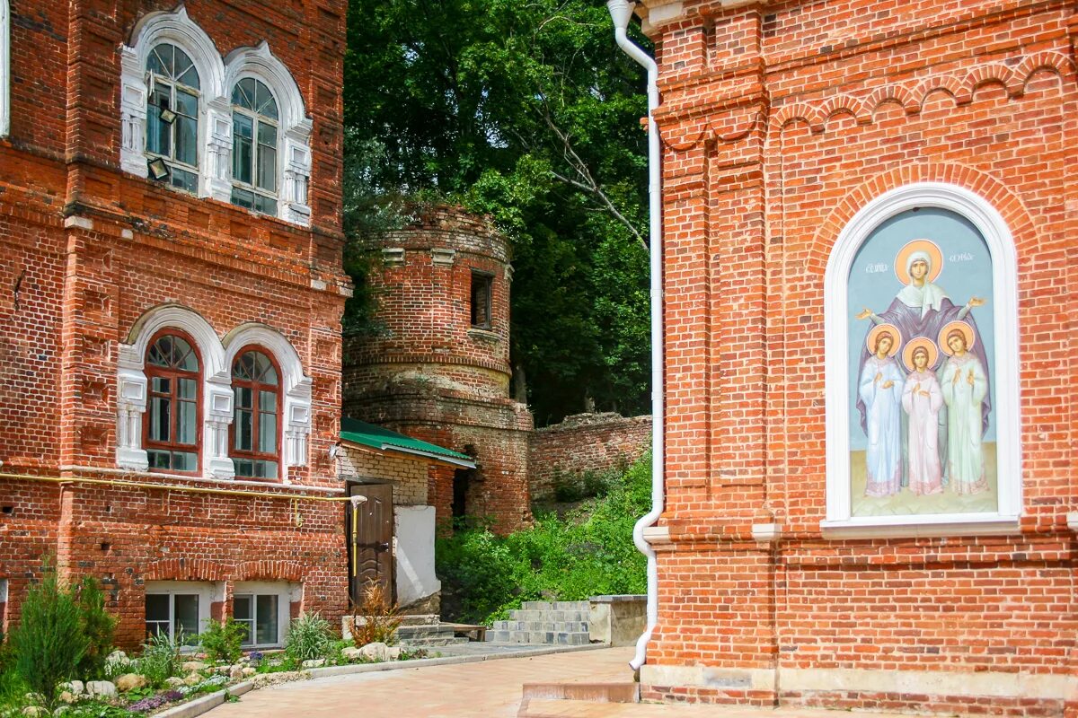 старые фото пронского монастыря рязанской обоэл. пронский монастырь святогорье. спасо-преображенский пронский мужской монастырь рязанская область. монастыри. пронский монастырь.