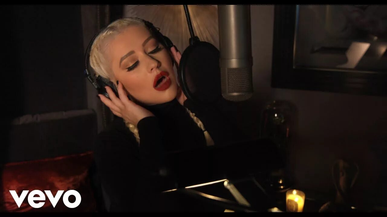 Haunted heart. Haunted heart. Haunted heart christina aguilera. Haunted heart. Haunted house christina aguilera.