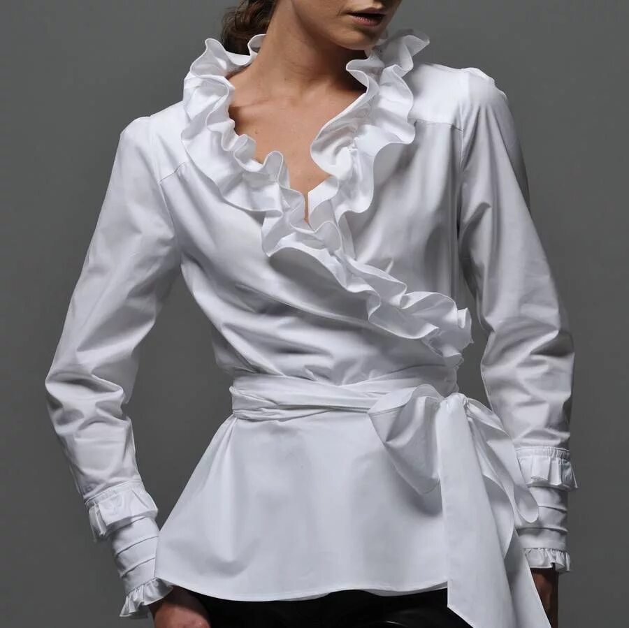 Блузки под костюм. Шелковая блузка. Белая шелковая блузка. Красивые блузки для девушек. Атласная блузка с длинным рукавом.