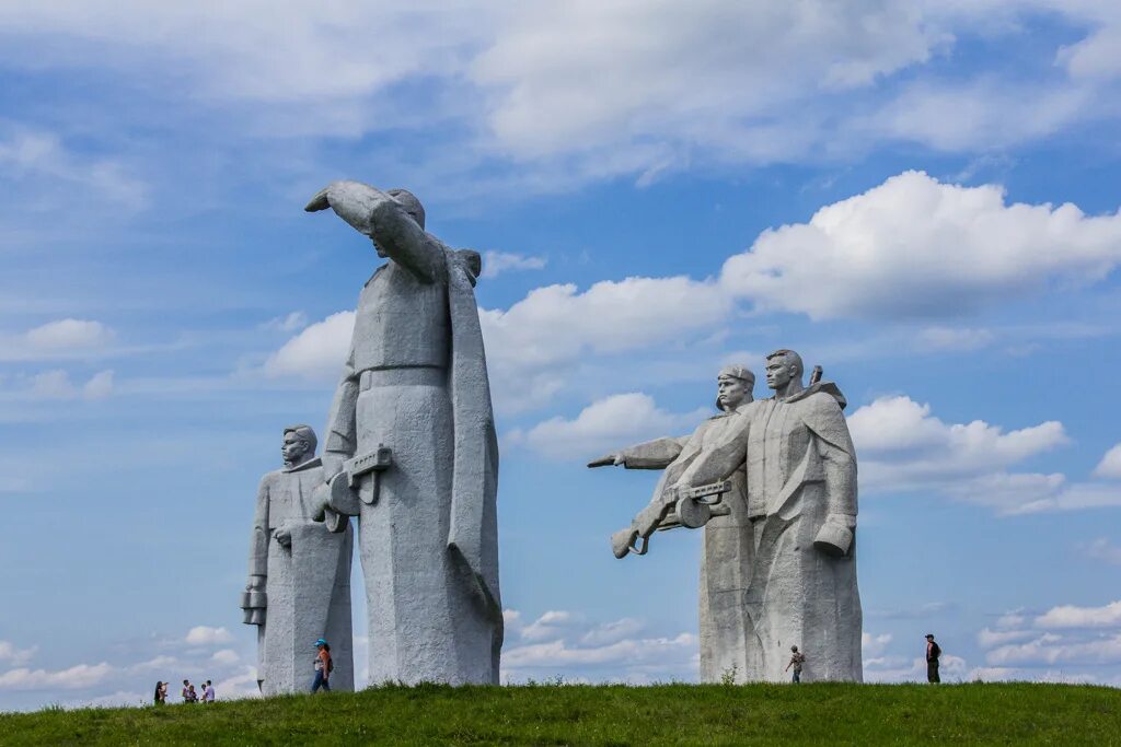 Дубосеково бой участники. Дубосеково. дубосеково музей. волоколамск мемориал 28 героям-панфиловцам. дубосеково (посёлок станции).