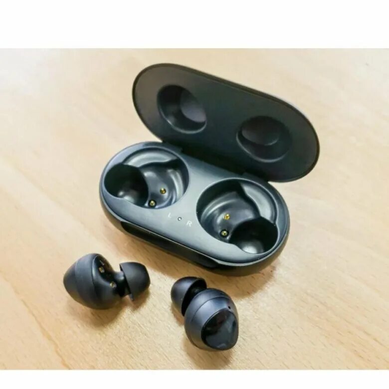 Наушники samsung galaxy buds 2 olive (sm-r177nzgacis). Tws наушники samsung galaxy buds 2. Samsung galaxy buds 1. Samsung galaxy buds+ розовые. Беспроводные наушники samsung galaxy buds.