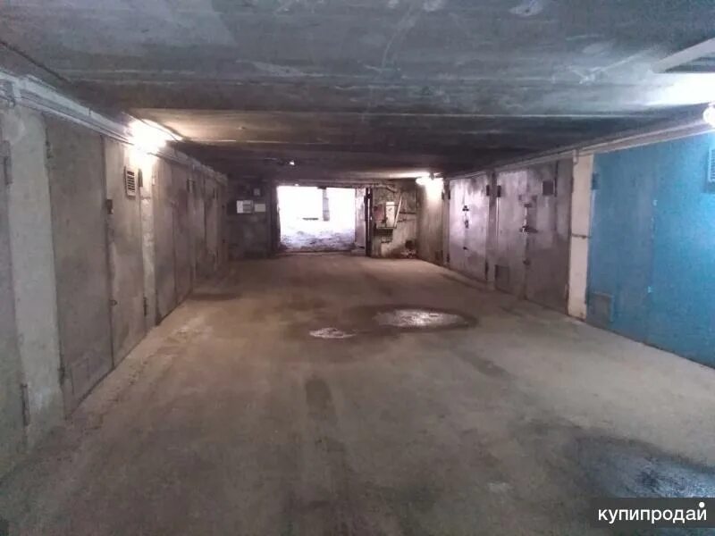 Снять гараж в уфе. Комсомольская 100/2. гараж на уфа блюхера 8а. грузовой гараж в уфе. двор с подземными гаражами белебей.