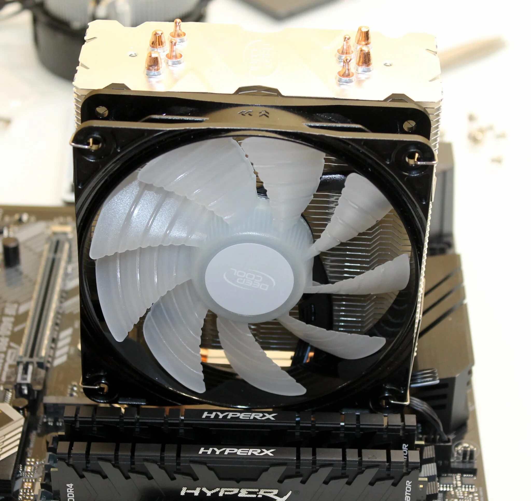 Deepcool gammaxx red. Deepcool gammaxx400 v2 red. deepcool gammaxx 400 rgb v2. deepcool gammaxx400 v2 blue. deepcool gammaxx 400.