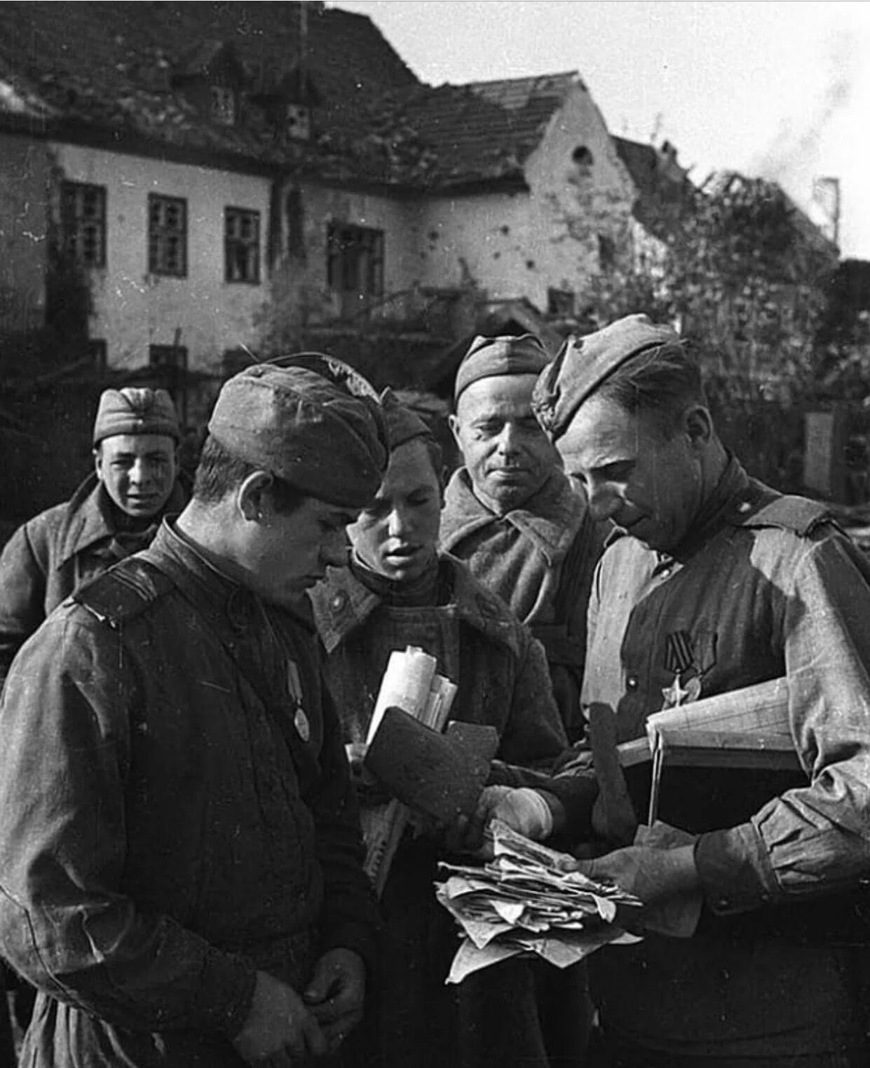 Правда с фронта сегодня. Великая Отечественная вой.