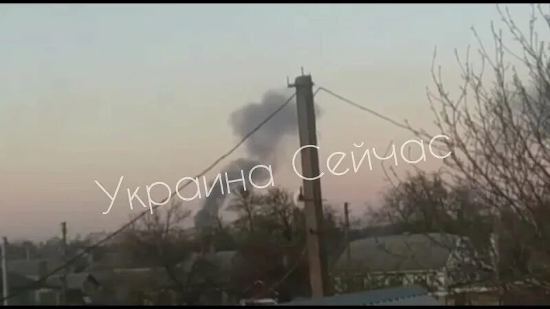 военный аэродром в днепропетровске. удары по полтаве. удары ракет по кременчугу. обстрел торгового центра в кременчуге. ракетный удар по полтаве.
