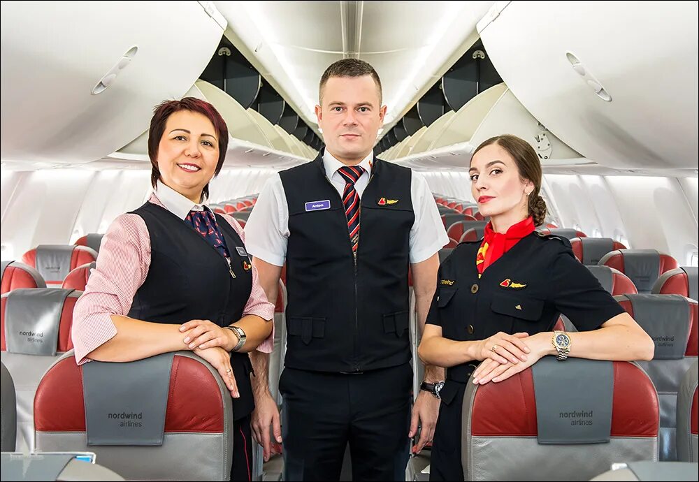 Норд винд экипаж. Северный ветер (nordwind airlines). nordwind airlines стюардессы. норд винд бортпроводники. нордвинд авиакомпания с стюардесса.
