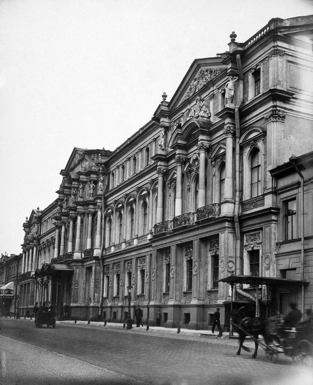 Пушкинская улица в 1870-е спб. Санкт петербург 1870. Ново-михайловский дворец в санкт-петербурге 19 век. Санкт петербург 1870 год. 1860 невский проспект.