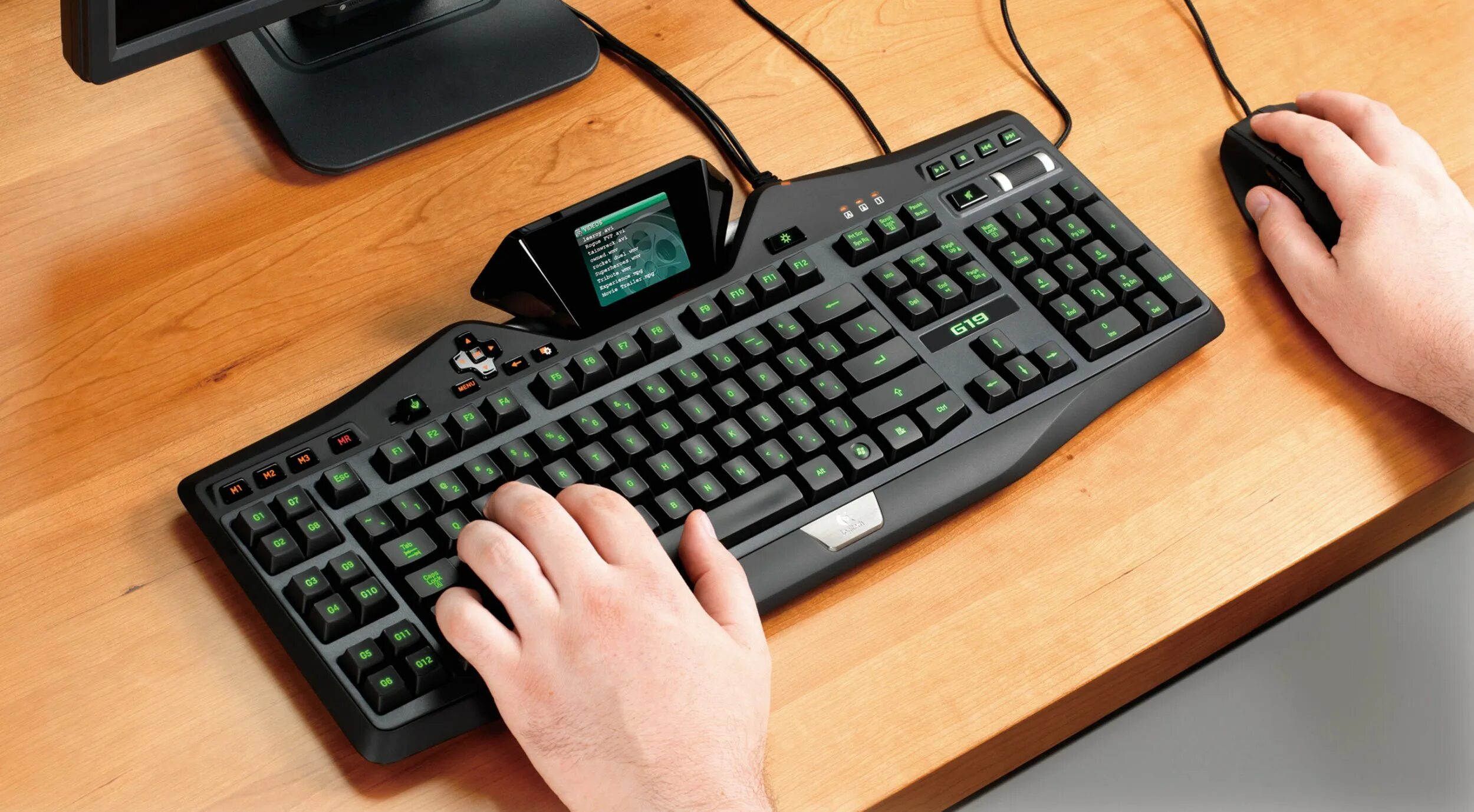 Игра про клавиатуру. Logitech g19s. Клавиатура Logitech g19s. Logitech g715 клавиатура. Logitech g19 Gaming Keyboard.