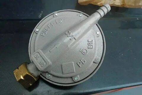 Пропускает редуктор