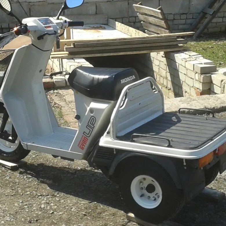 Honda Gyro. Honda Gyro 2004. Honda Gyro up. Скутер Honda Gyro up.