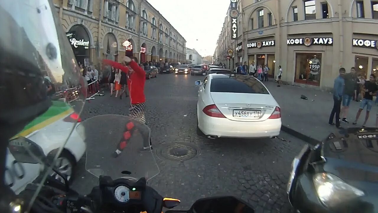 Думская улица мем. Думская санкт петербург видео. Думская санкт петербург видео. Облава на думской. Думская улица санкт-петербург.