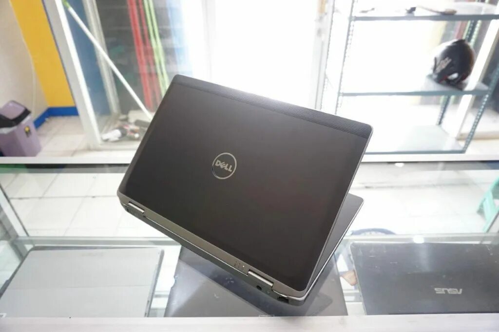 Ноутбук интел коре 5. Dell dell Latitude e6430. Ноутбук Делл Интел кор i5. Ноутбук Делл белый на Интел кор и3. Dell Intel Core 5.