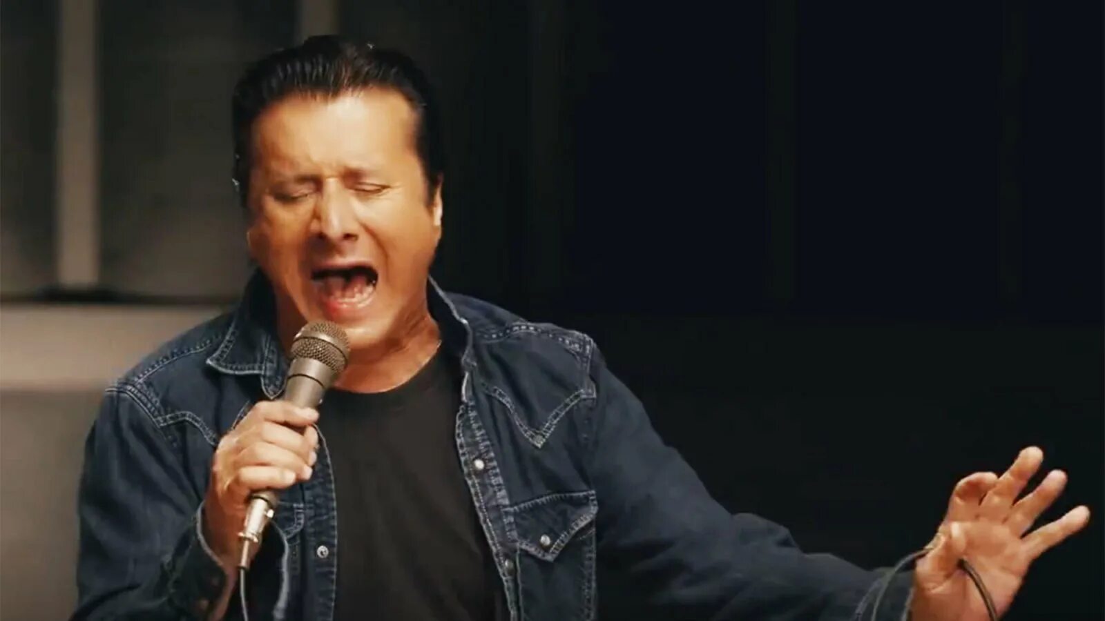 Стив перри музыкант. Steve perry. Джорни стив перри. Steve perry - 2018 - traces. Стив перри journey.
