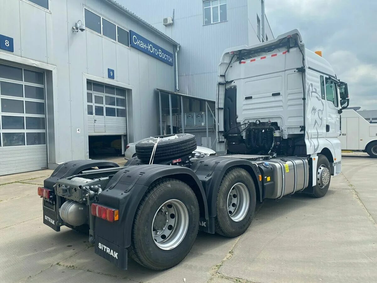 Тягач sitrak 6x4. Sitrak c7h 2023. Sitrak тягач 4x2. Тягач sitrak 6x4. Sitrak 2023.