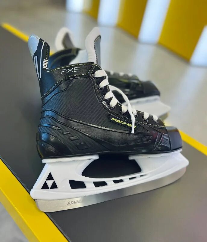 коньки fischer fxe. хоккейные коньки fischer fxe senior. коньки хоккейные fischer senior. коньки fischer fuse 6. 6.