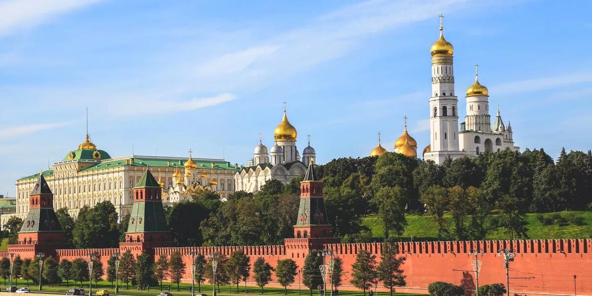 Москва Кремль 1975. Большой Кремлёвский дворец в Москве резиденция президента. Московский Кремль 1991. Кремль вид сверху. The kremlin was built in