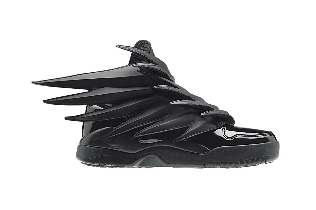 Необычная подошва. Кроссовки adidas Wings Jeremy Scott. Кроссовки adidas Jeremy Scott Wings 2.0. Jeremy Scott adidas кроссовки. Adidas Jeremy Scott Wings 3.0 Batman.