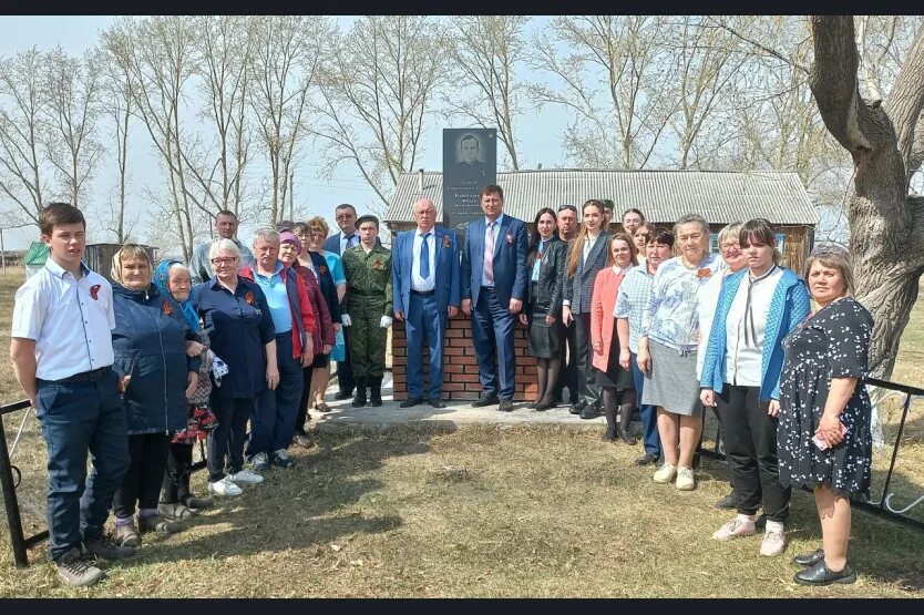 Работники дпс усть тарка. Усть таркский новости. Усть-тарка. Подслушано усть-тарка. Усть-тарка стадион.