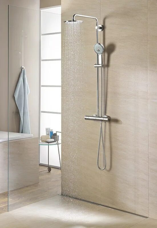 Душевая стойка Grohe Rainshower System 310 27968000 хром. Grohe 27374000. Душевая система Грое с термостатом. Душевая система Grohe 2 лейки.