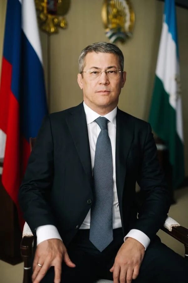 Фото глав. Президент Башкортостана Радий Хабиров. Радий Фаритович Хабиров Республики Башкортостан. Глава Башкирии Радий Тагиров. Портрет главы Башкортостана Радий Хабиров.