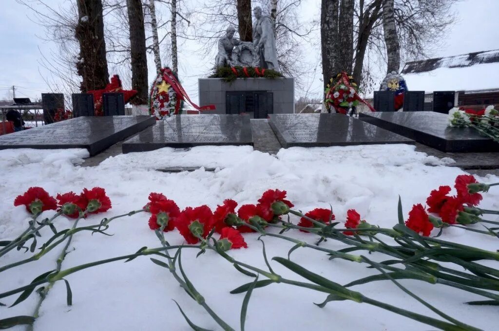 Оборона можайска 1942. Подвиг 22 лыжников-чекистов под деревней хлуднево. Освобождение подмосковья от фашистов рисунок. 22 января 1942. 22 января 1942.