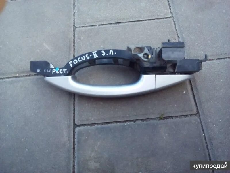 Ручка двери фокус 2. Дверные ручки на ford focus 2. Разбор ручки форд фокус 2. Ручки форд фокус 2. Ручка двери передняя правая форд фокус 2.