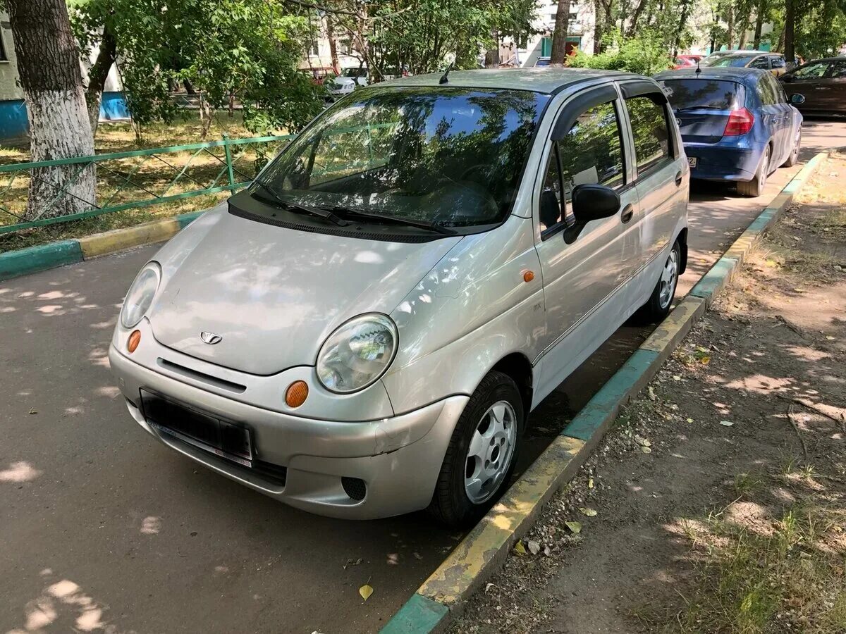 Авито дэу матиз с пробегом. Авито дэу матиз с пробегом. Daewoo matiz 2005 сзади. Покажи объявления на авито daewoo matiz от 100000 рублей. Daewoo avito зтп.