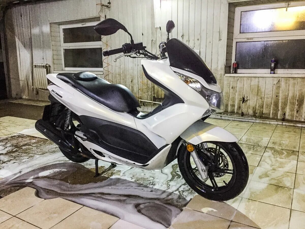 Honda 150 скутер. Скутер Хонда 150 кубов. Мопед Хонда 150 кубов. Скутер Хонда 125 кубов. Скутер Хонда Альфа 150 кубов.