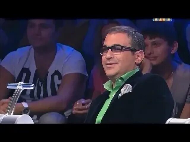Пародии на харламова сас. Гарик харламов камеди. Двойник харламова в камеди батл. Батл двойник харламова. Батл двойник харламова.