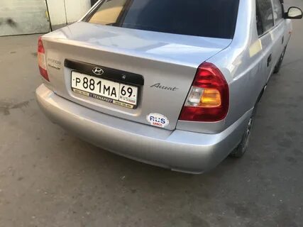 Где на хендай акцент тагаз
