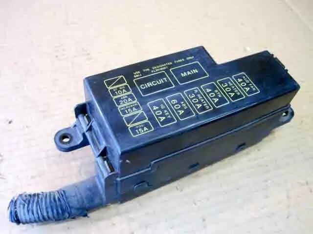 Реле накала мазда титан 1995. Реле накала свечей мазда мпв. Реле стартера mazda bongo 4 поколение. Реле свечей накала мазда бонго френди. Реле мазда бонго sk22m.