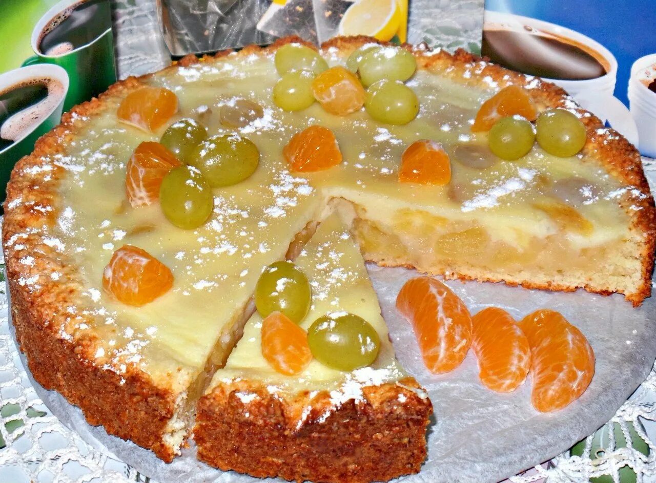 Вкуснейший пирог заливные яблоки. Заливной пирог с фруктами. заливной пирог с яблоками. заливной пирог с творогом и яблоками. заливной пирог с творогом.