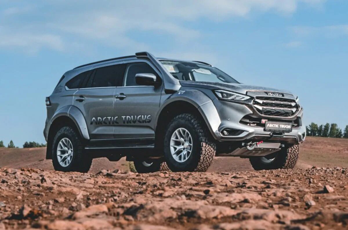 Исузу арктик трак. Isuzu mu-x arctic trucks 2025. внедорожник исузу 2025. isuzu mu-x 2025. isuzu mu-x at35.