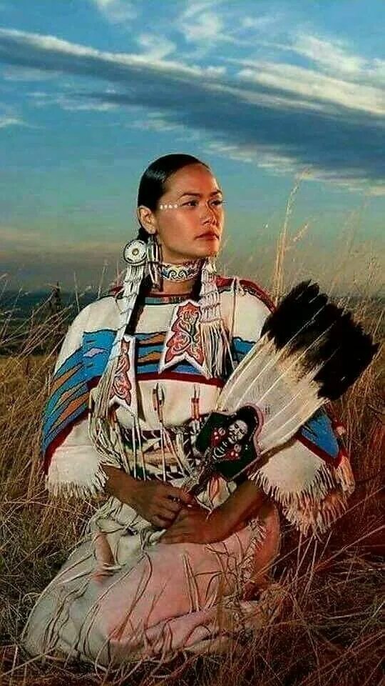 Индейцы Северной Америки Сиу. Апачи индейцы. Индейцы Северной Америки Апачи. Ихеты индейцы.