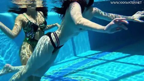 Video Naked Teens von Studio Acid Rain Under Water Show Diana Rius Sheril B...