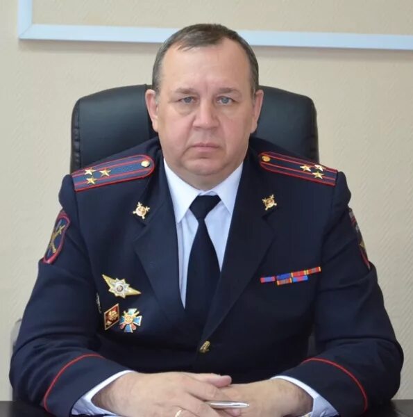 Начальник межмуниципального отдела мвд россии ханты-мансийский. Увд хмао богушевский. Валюхов александр александрович. Хмао генерал сатретдинов садретдинов дамир растямович генерал. Начальник полиции ханты-мансийск.