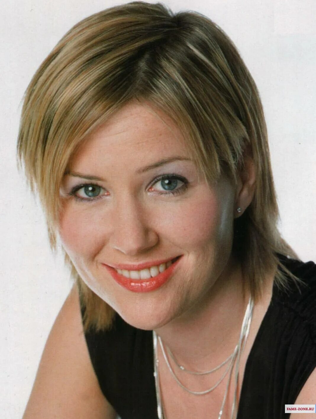 Дайдо 2000. Дайдо британская певица клипы. Dido певица 2000. Dido в молодости. Dido клипы.