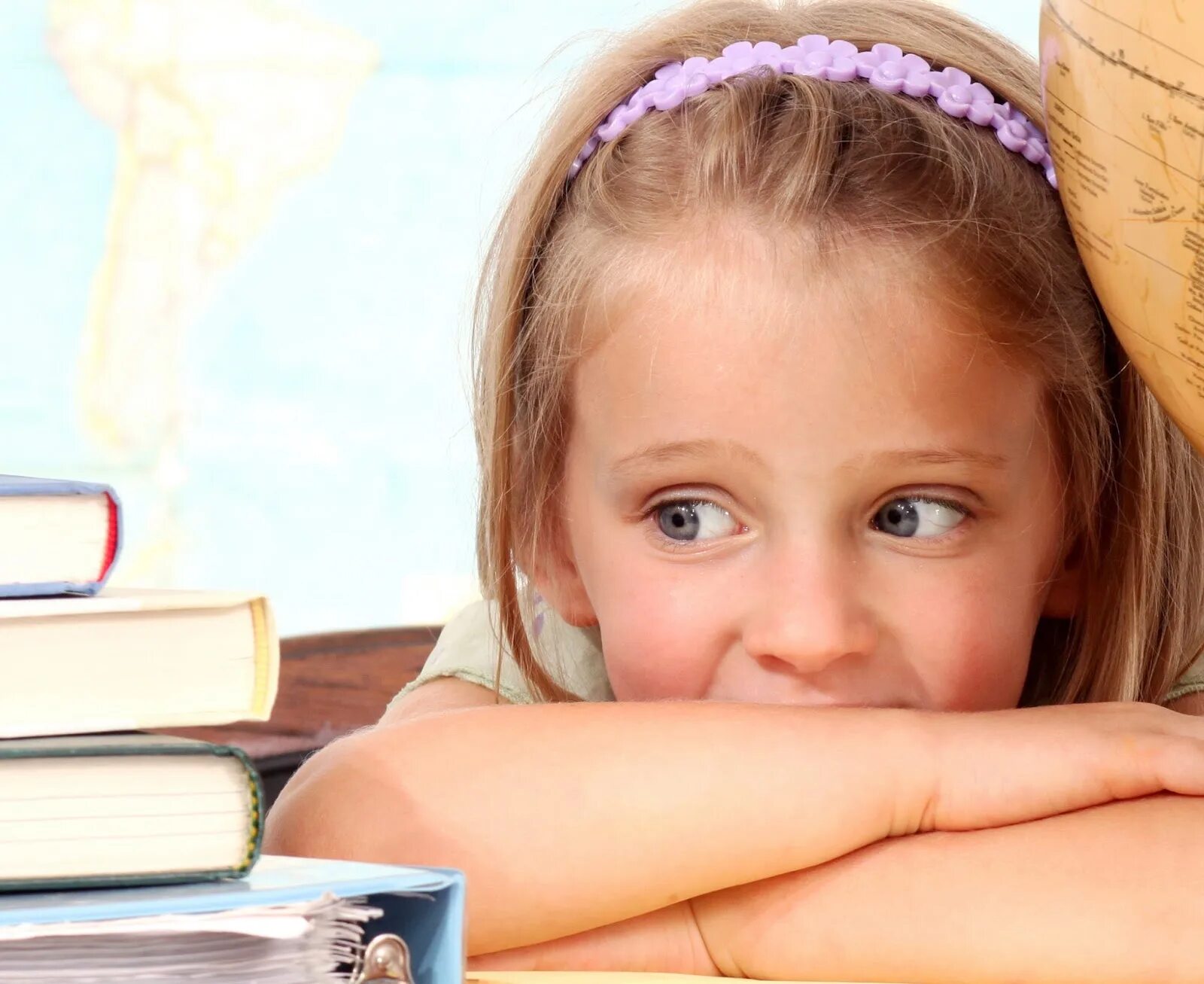 Стресс ребенка в школе. Страх школьника. Страх подростка. Тревожность школьников. Школьный тревога.