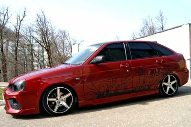 Вариации тюнинга или просто то, что симпотично Lada Приора седан, 1,6 л, 2009