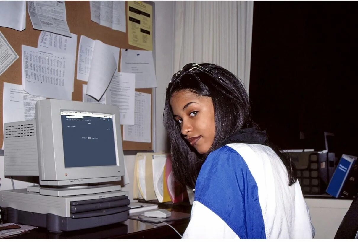 Песня it girl aliyah interlude. Aaliyah 1995. aaliyah 1998. алия певица 1995. aaliyah 90s.