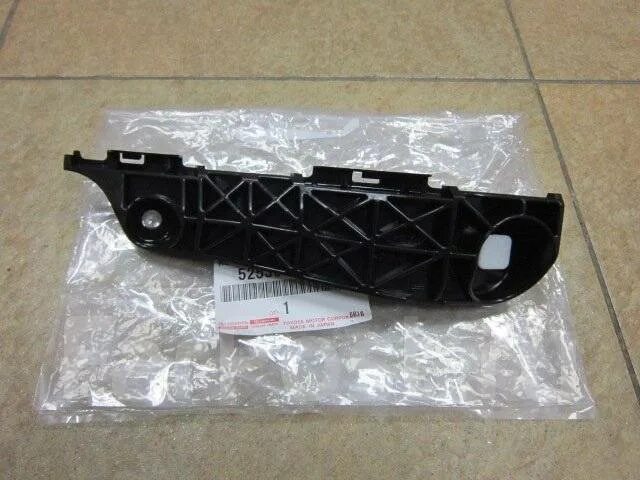 Кронштейн для бампера тойота рав 4 2013. Крепление бампера тойота рав 4. Крепление бампера тойота рав 4. Тойота рав 4 крепление переднего бампера. Крепление бампера тойота рав 4.